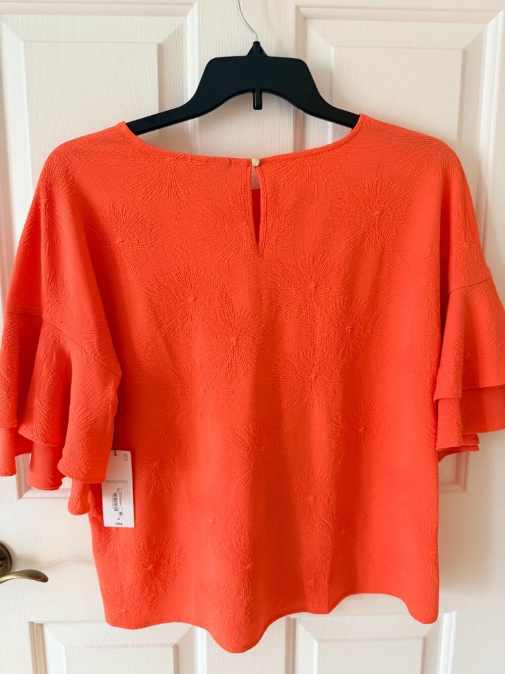 Liz Claiborne Ruffle Sleeve Blouse Medium NWT - Picture 2 of 4